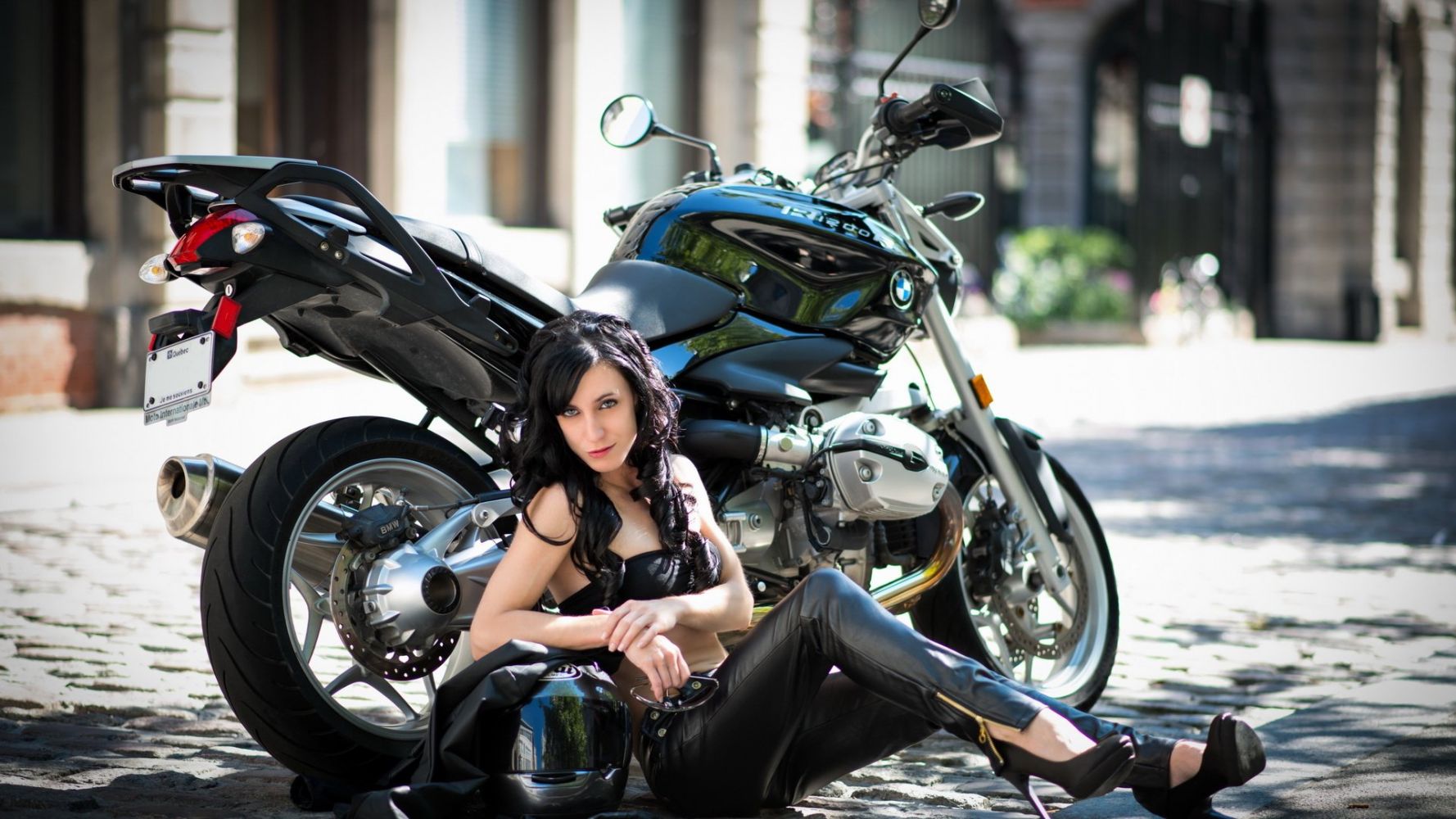 European women on bikes in Roseau