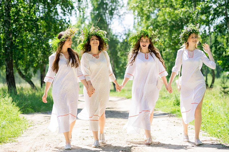 Slavic girls in Roseau