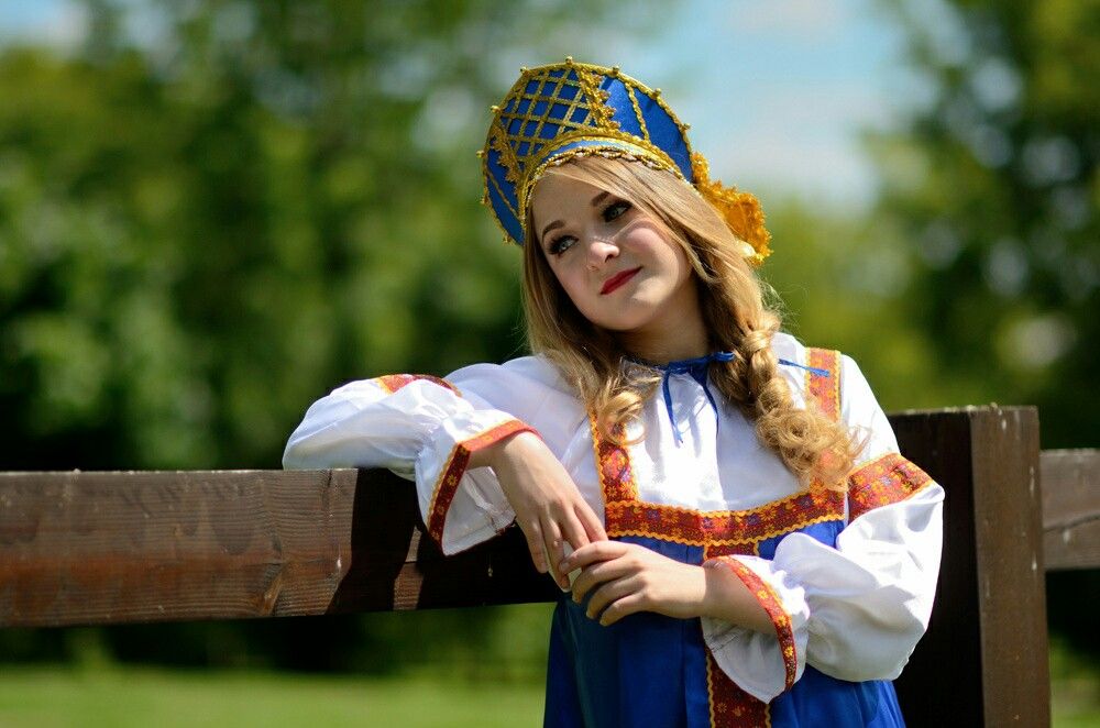 Photo Slavic girls in Roseau