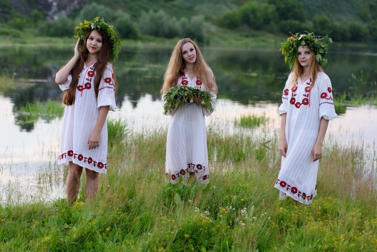Slavic women in Roseau