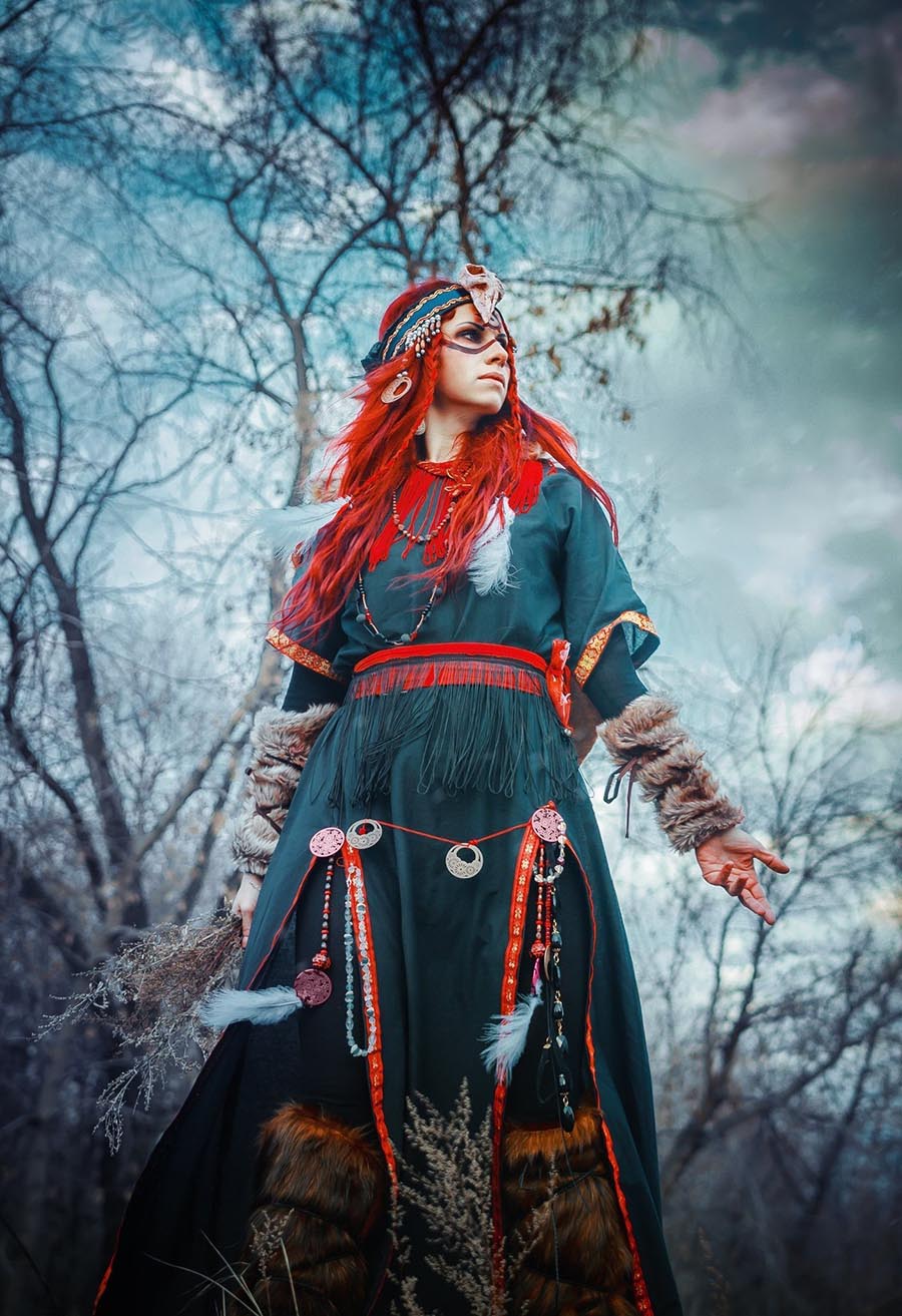 Girls in Slavic costumes underwear in Roseau