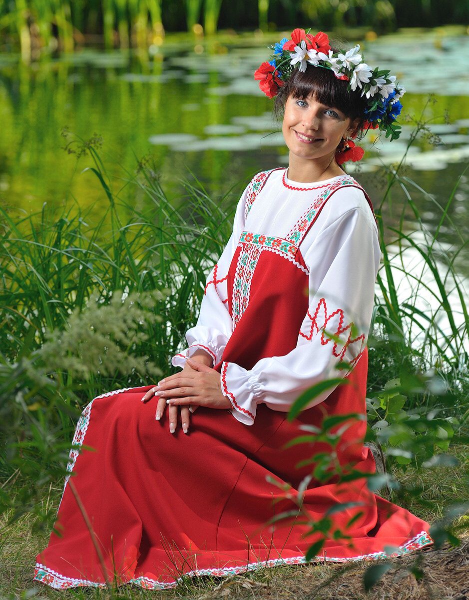Beautiful girl Girls in Slavic costumes in Roseau